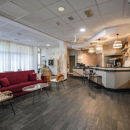 Soma Hotel Rimini Kültér fotó